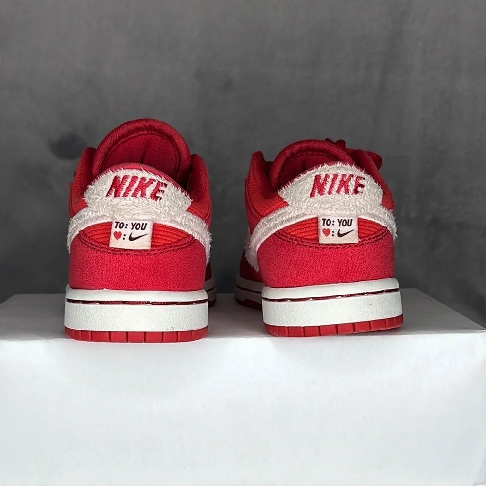 Nike Dunk Low Valentine’s Day Kids Red Sneakers Size 11C Heart Swoosh
